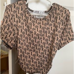 love print crop top w open back string